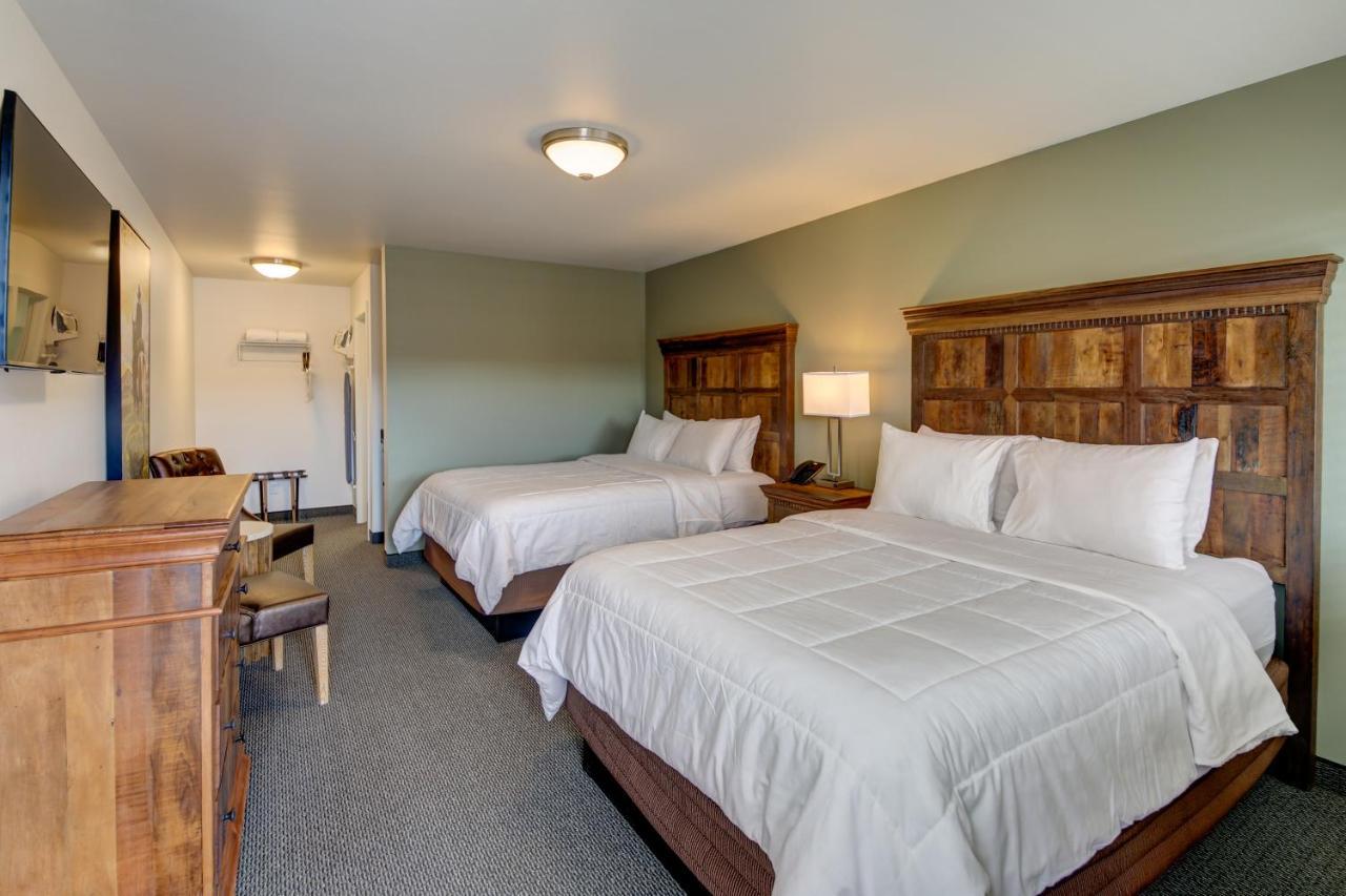 Roosevelt Hotel - Yellowstone Gardiner Extérieur photo