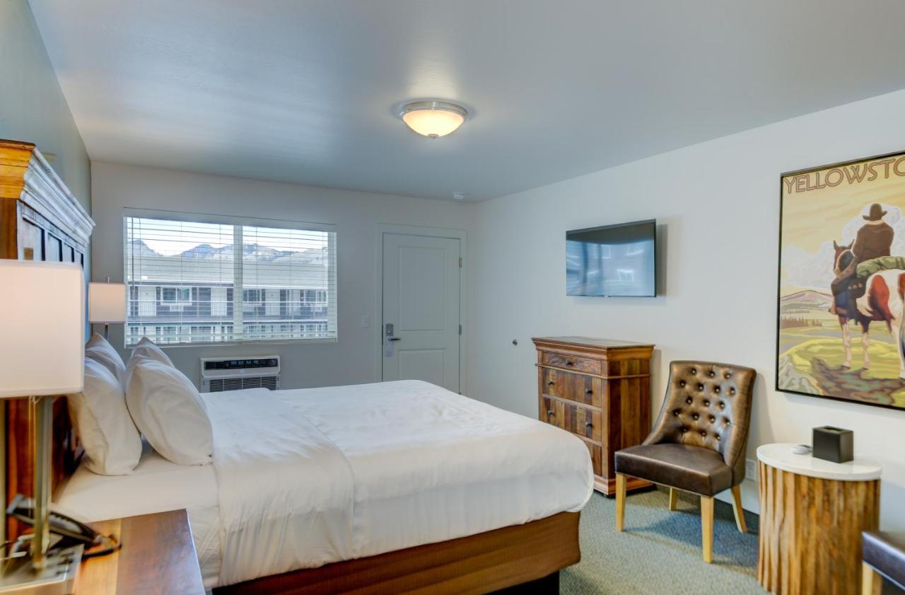 Roosevelt Hotel - Yellowstone Gardiner Extérieur photo