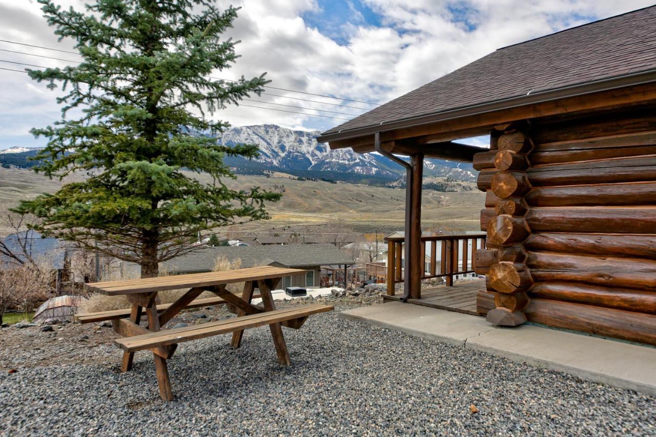 Roosevelt Hotel - Yellowstone Gardiner Extérieur photo