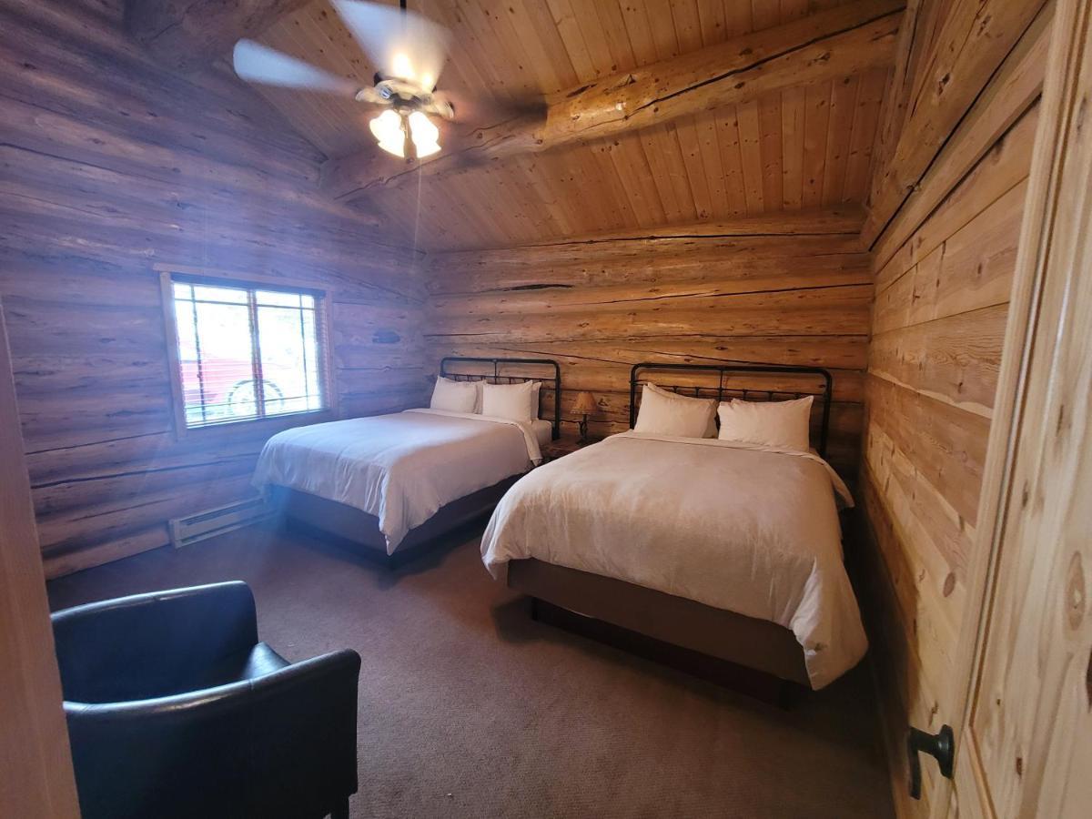 Roosevelt Hotel - Yellowstone Gardiner Extérieur photo